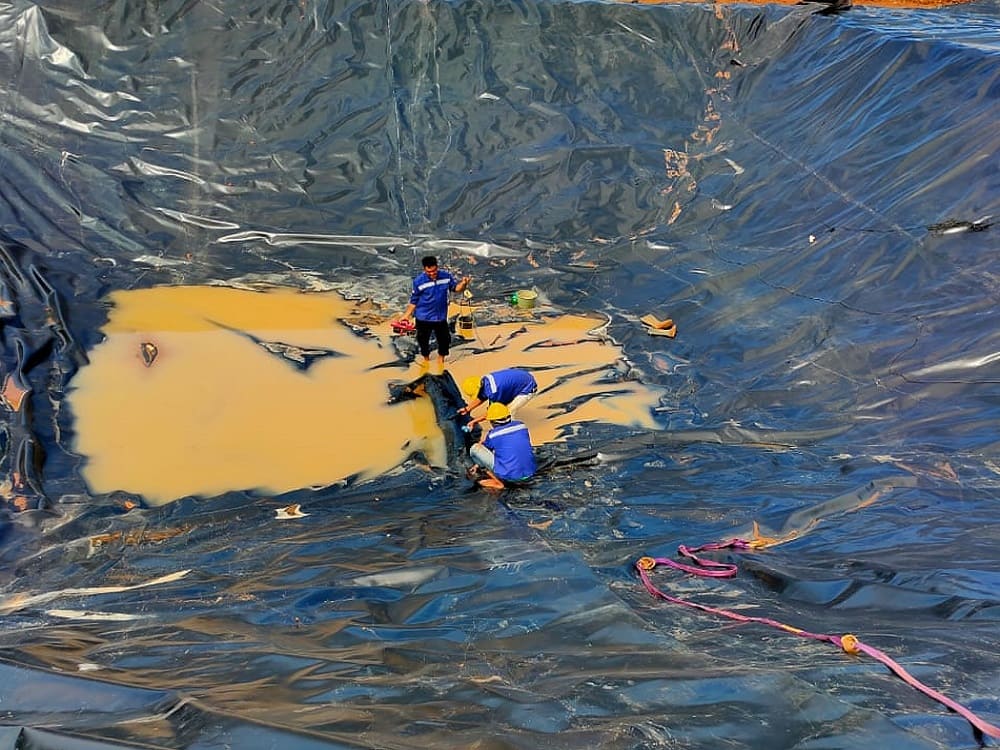 pemasangan geomembrane